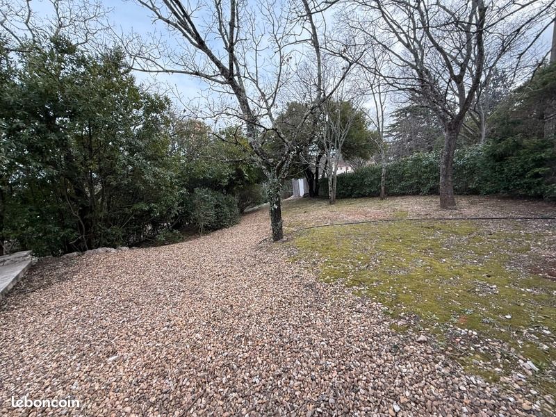 Terrain 1 100 m² Saint Martin De Londres · à Saint-Martin-de-Londres · 480 000 €