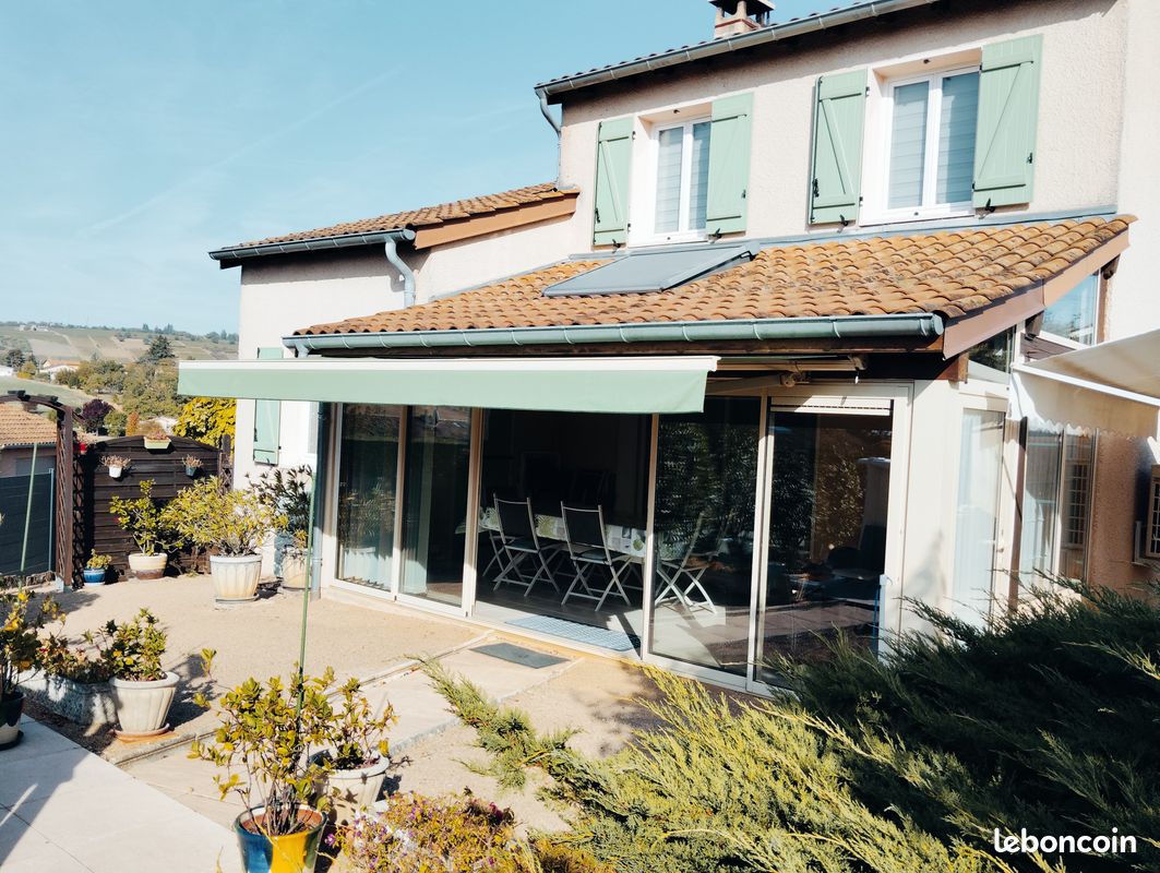 Maison 4 pièces 110 m² · à Hurigny · 110 m² · 305 000 €