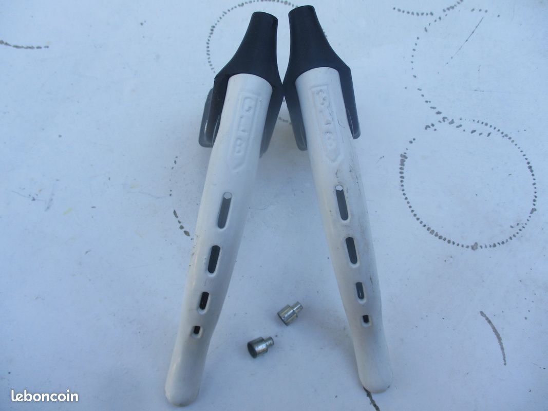 SET LEVIERS DE FREIN ET D'EMBRAYAGE EN ALUMINIUM NOIR 1 25 MM POUR MOTO