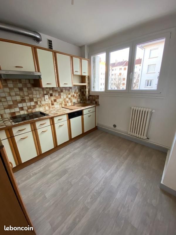 Appartement 4 pièces 66 m² · à Besançon · 66 m² · 740 €