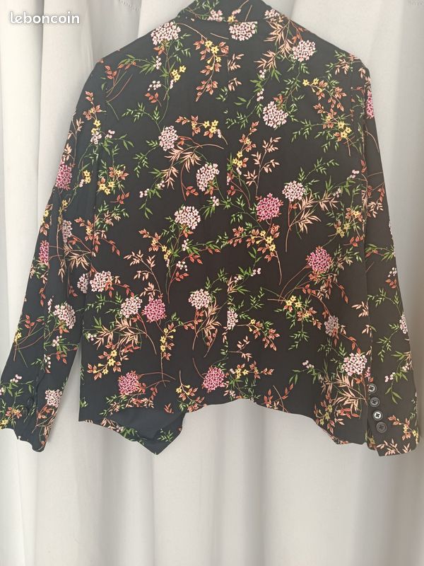 Veste fleurie T 36/38 (image 2)