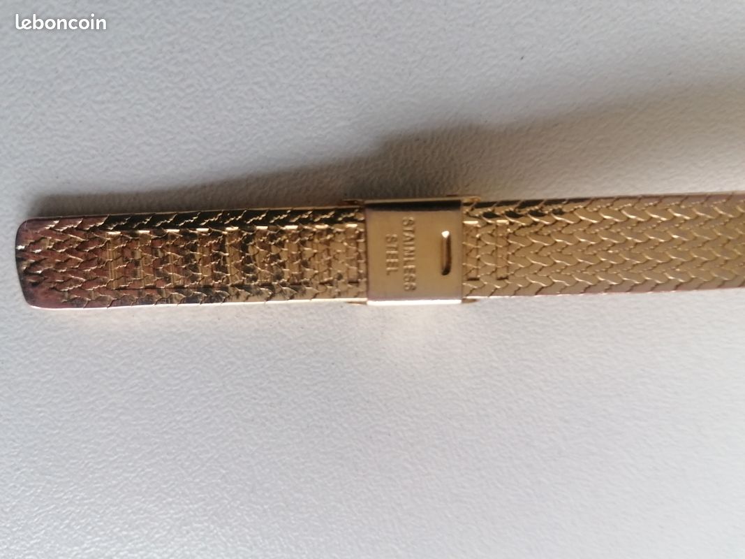 Montre à Quartz Dorée Femme LAURA MEROSI - Occasion, Avec Trotteuse - Style Classique Ou Fantaisie ?