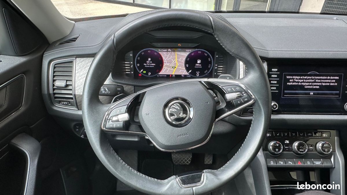 Skoda kodiaq 2.0 tdi 150 ch scr style 4x2 dsg 7pl / toit ouvrant / entretien constructeur (image 20)