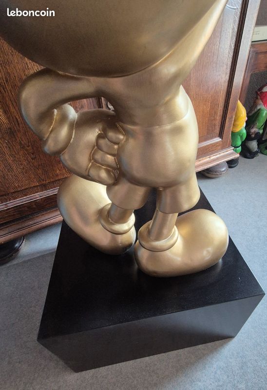 Statue en résine blanche Mickey boxeur 55 cm H 55 cm l 45 l 25 cm Blanc