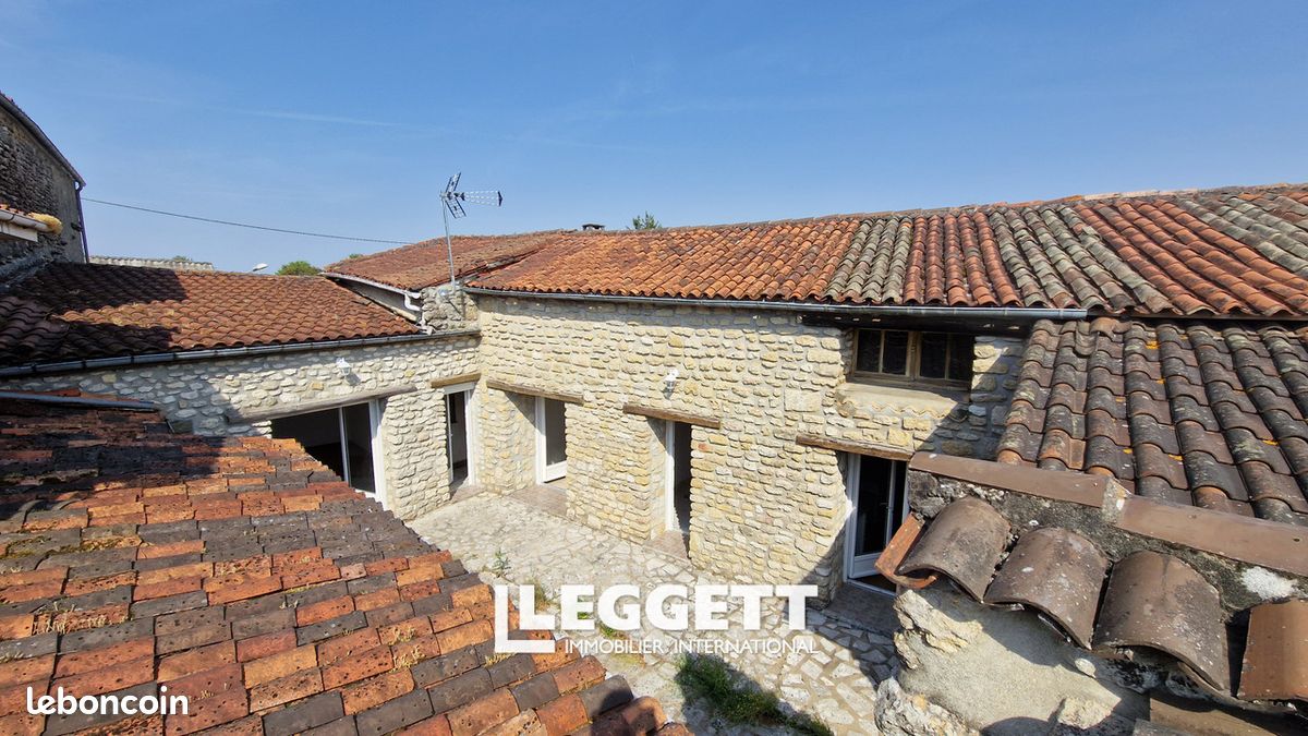 Maison 5 pièces 130 m² · à Ruelle-sur-Touvre · 130 m² · 145 000 €