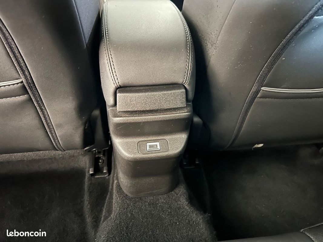 Jeep Avenger 156cv 54KWh ELECTRIQUE ALTITUDE / CAMERA DE RECUL RADARS AR / FULL LED / CARPLAY (image 21)