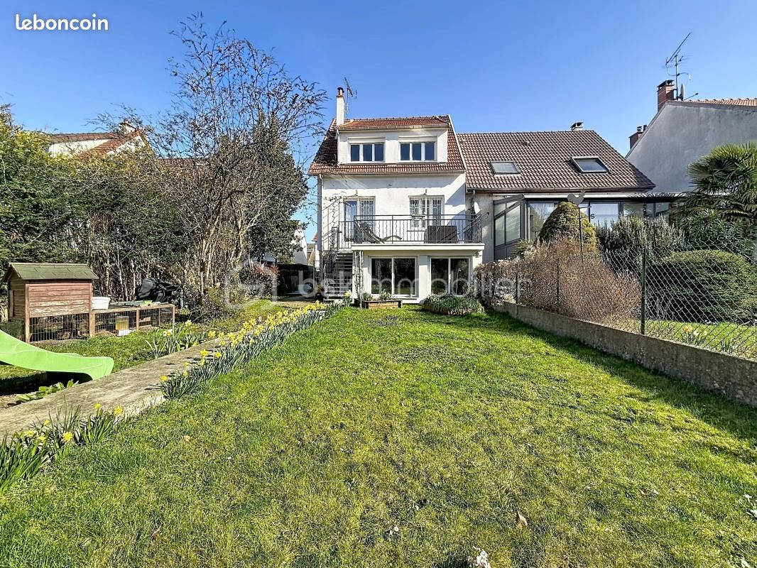 Maison 6 pièces 120 m² · à Le Blanc-Mesnil · 120 m² · 399 000 €
