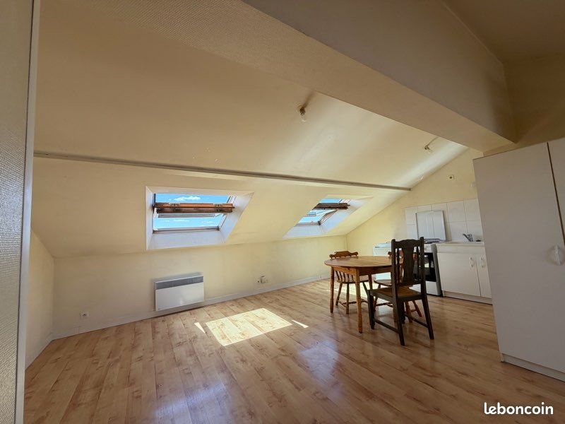 Appartement 1 pièce 21 m² · à Angers · 21 m² · 450 €