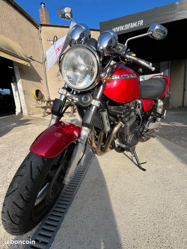 Suzuki 1200 GSX inazuma (image 1)