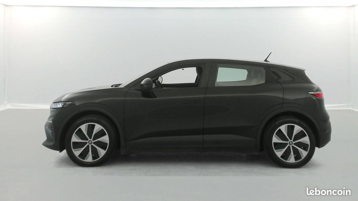 RENAULT Megane E-Tech EV60 130ch optimum charge Evolution ER (image 2)