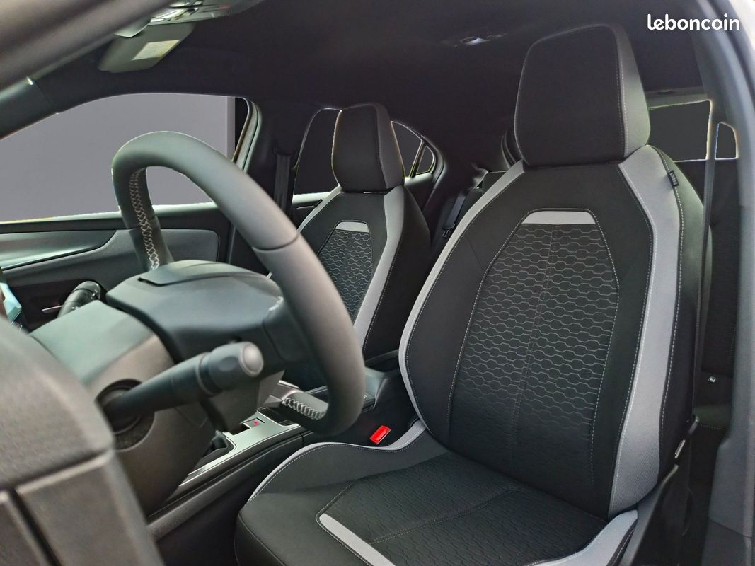 OPEL MOKKA 1.2 TURBO EDITION 136Ch - Clim Auto - Apple Carplay - Android Auto - Régulateur/Limiteur de vitesse - Garantie Constructeur 8 ans - Moteur à Chaîne (image 13)