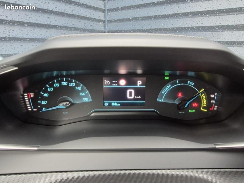 Peugeot 208 e-208 136ch Style (image 22)