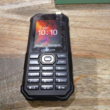Téléphone Portable LOGICOM Xtrem Noir - 4G - Mémoire 128 Mo - Neuf Sous Blister