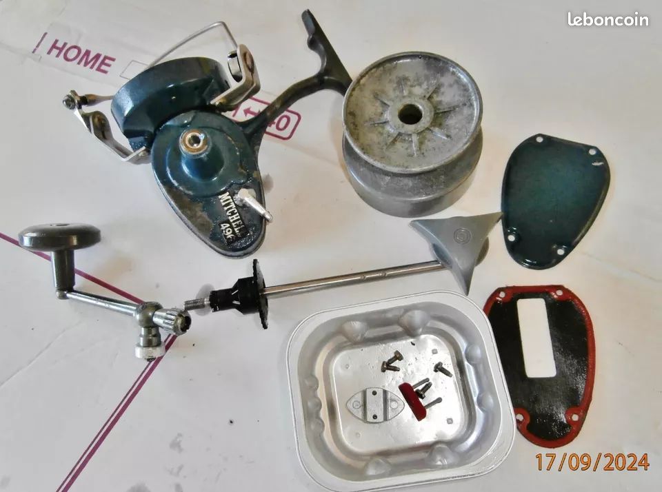 MOULINET DE PÊCHE vintage Mitchell 300 PRO comme neuf avec boîte, notice EUR 136 MOULINET DE PÊCHE vintage Mitchell 300 PRO comme neuf avec boîte, notice EUR 136