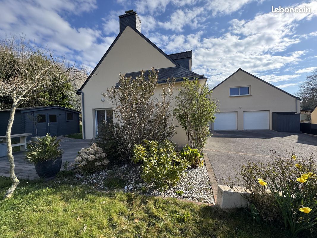 Maison 8 pièces 163 m² · à Pluneret · 163 m² · 378 000 €