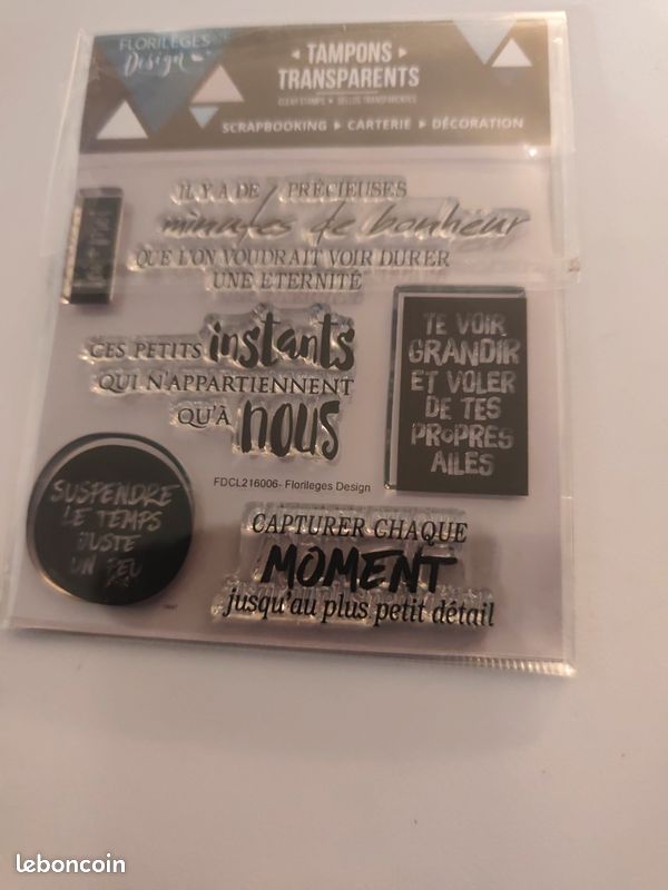 Lot De Tampons En Caoutchouc Et En Métal Pour La Fabrication De