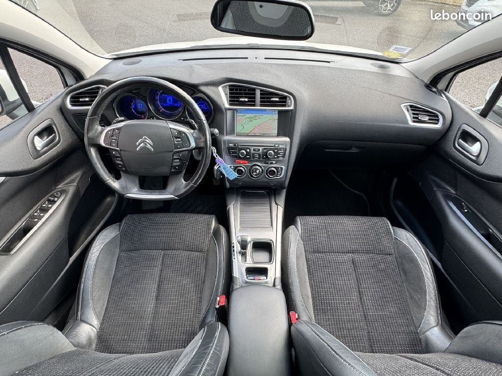 Citroën C4 e-HDi 115 Exclusive + ETG6 (image 5)
