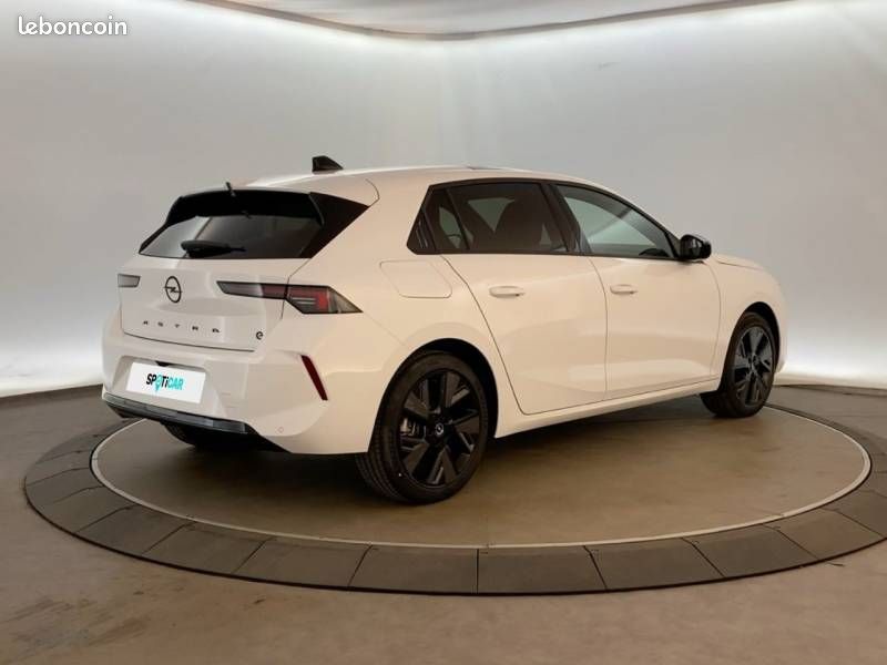 Opel Astra Electrique 156 ch & Batterie 54 kWh GS (image 7)