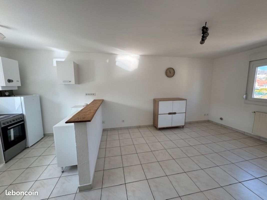 Appartement 2 pièces 42 m² · à Héricourt · 42 m² · 60 000 €