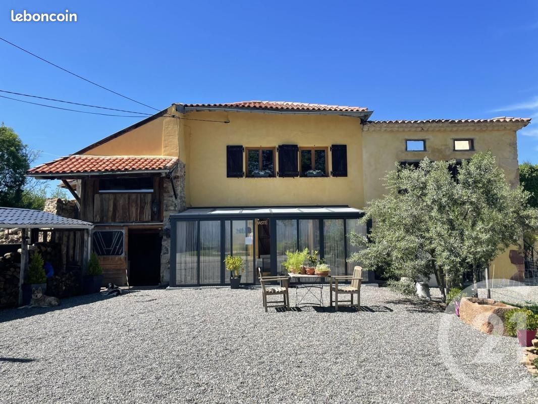 Maison 7 pièces 272 m² · à Contrazy · 272 m² · 545 000 €