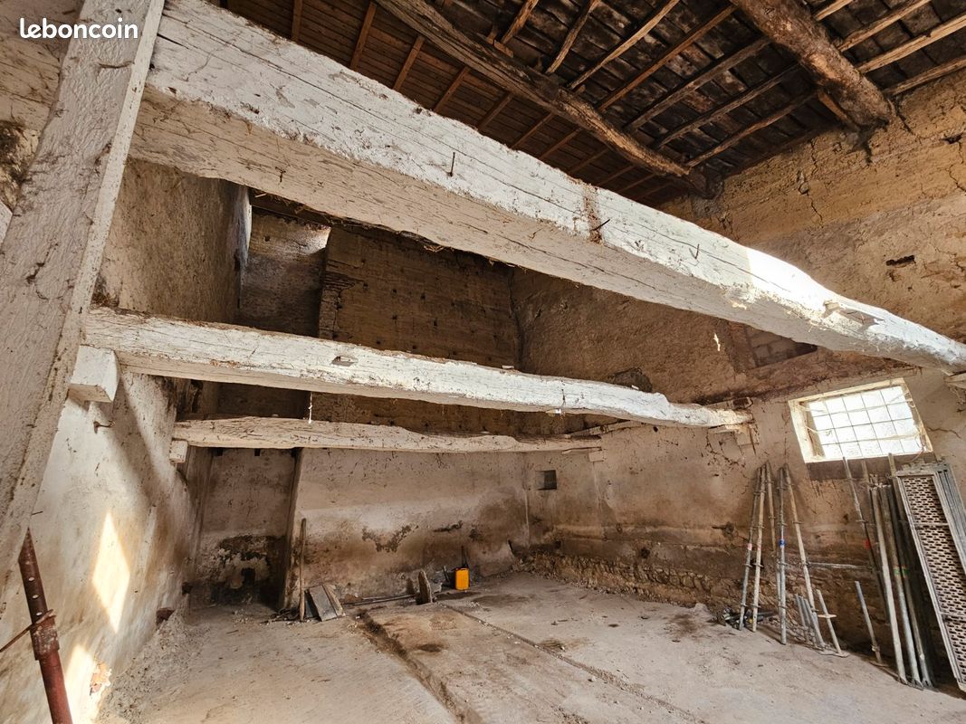 Donne tronçon poutre chêne : 3 x 3m et 3 x 4m (image 1)