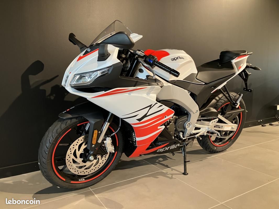 Aprilia rs 125 (image 1)