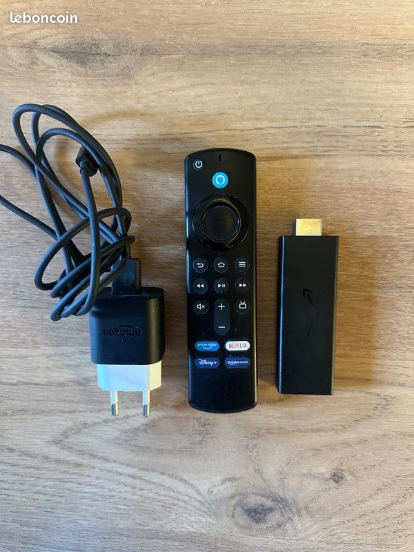 Amazon Fire TV Stick + télécommande Alexa (image 1)