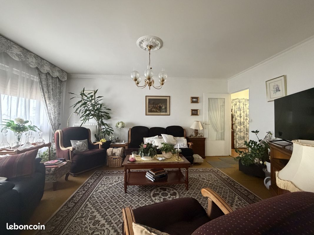 Appartement 5 pièces 95 m² · à Houilles · 95 m² · 316 842 €