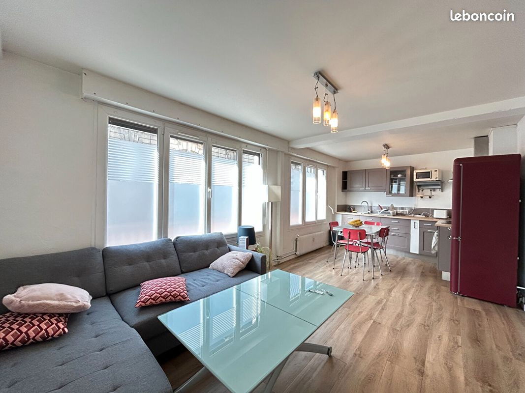 Appartement 3 pièces 63 m² · à Reims · 63 m² · 880 €
