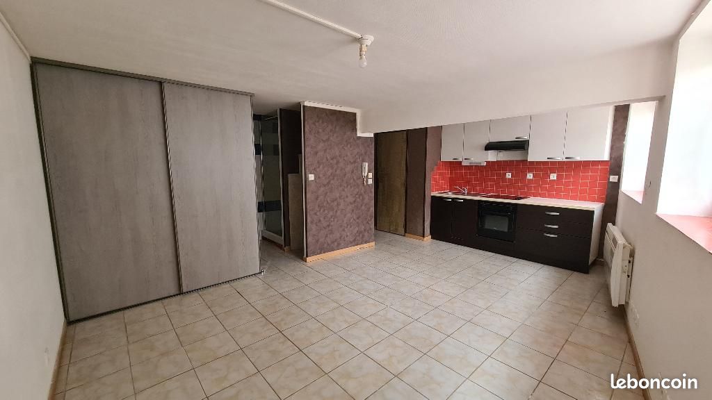 Appartement 1 pièce 26 m² · à Clamecy · 26 m² · 298 €