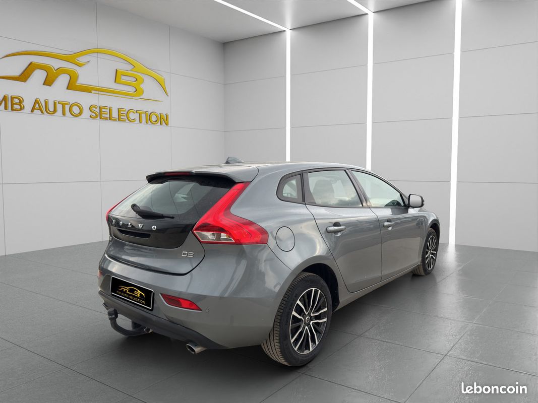 Volvo v40 2.0l d 120ch (image 5)