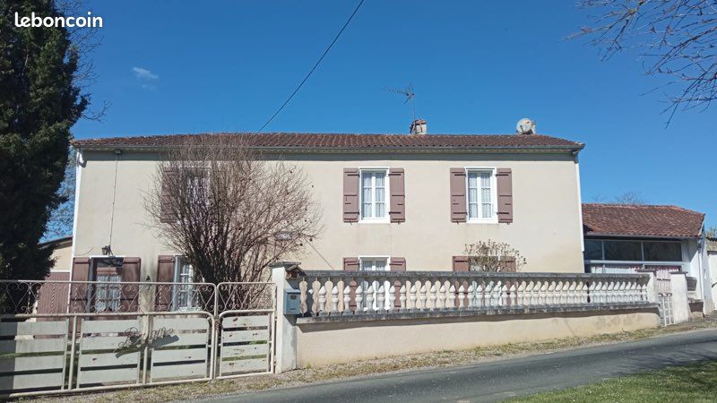 Maison 11 pièces 311 m² · à Andiran · 311 m² · 255 000 €