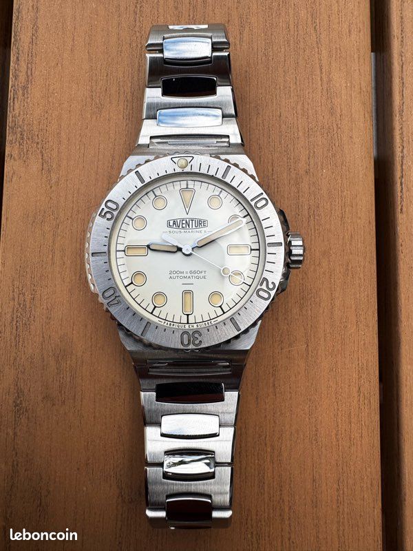 Laventure Sous-Marine II Montres Bijoux