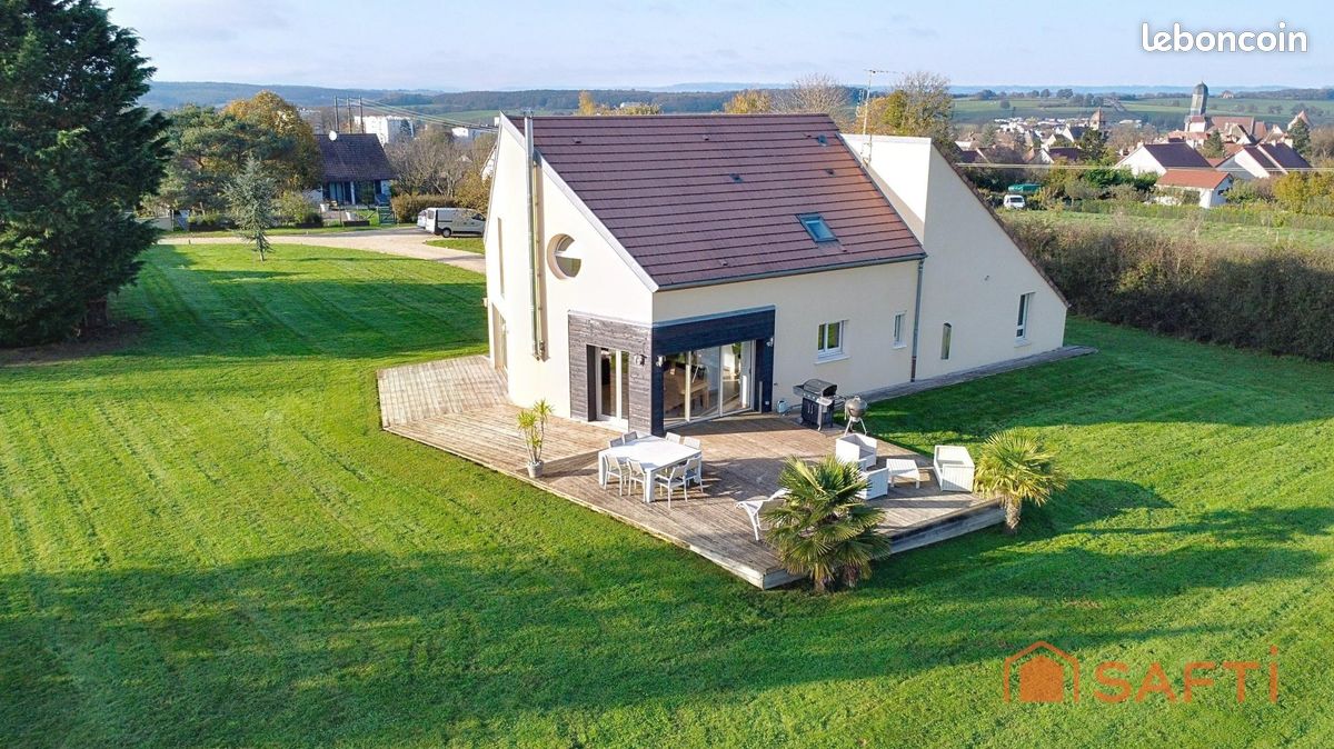 Maison 7 pièces 160 m² · à Arnay-le-Duc · 160 m² · 320 000 €