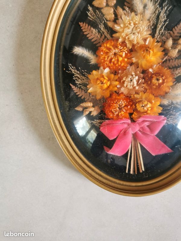 Broderie Crewel Vintage - Bouquet De Fleurs Sauvages Dans Cadre Ovale - Art Textile MCM