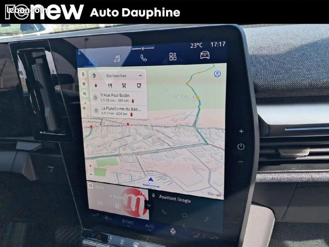 Renault Mégane E-TECH 220 ch autonomie confort GSR2 Techno (image 8)