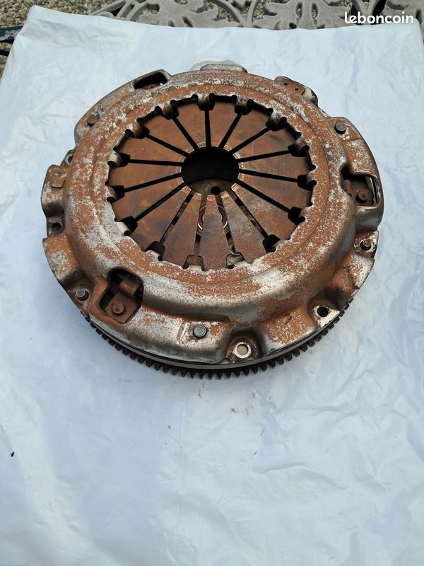 Volant moteur et son mecanisme suzuki grand vitara 2004 (image 1)