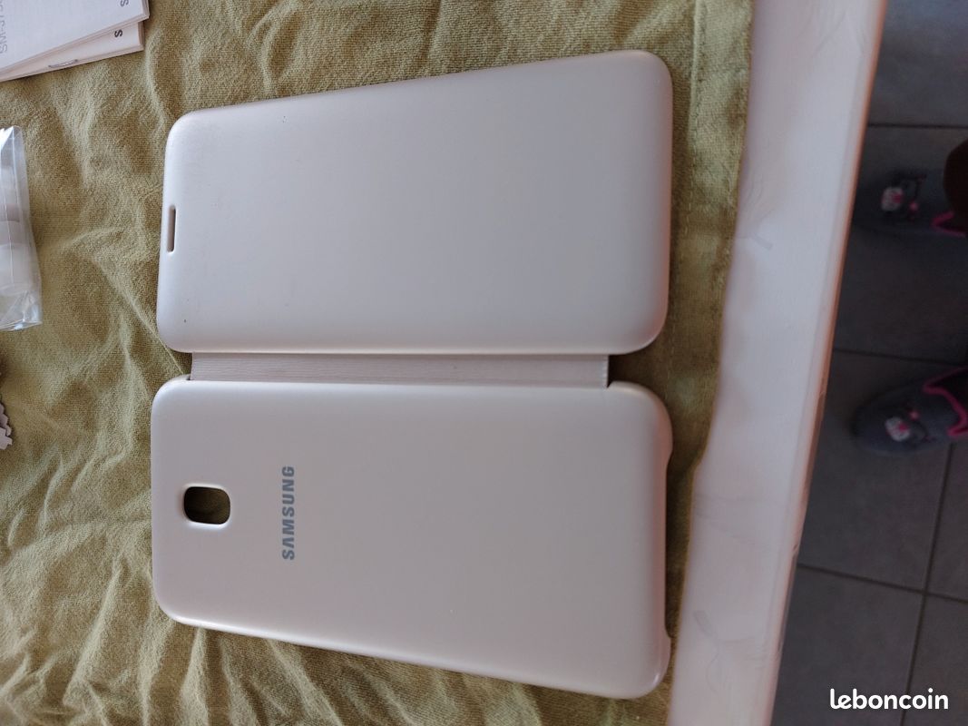 Samsung Galaxy J7 2017 (image 4)