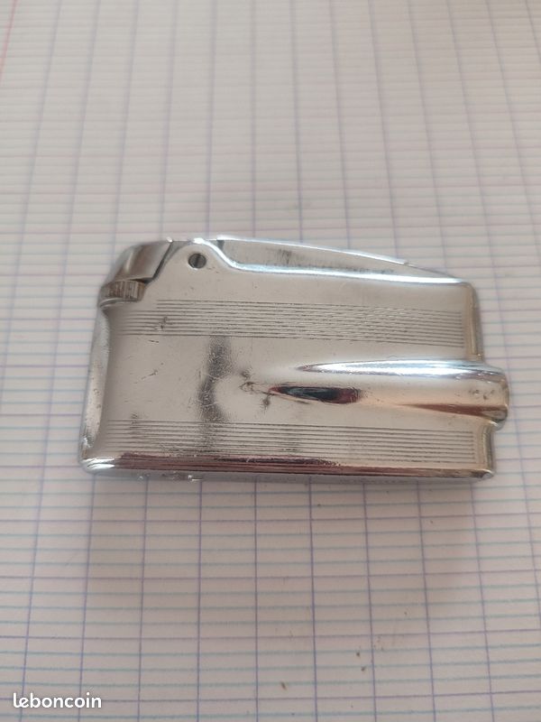Briquet Ronson (image 1)