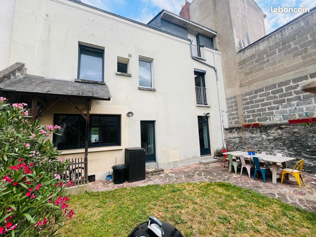 Maison 8 pièces 200 m² · à Angers · 200 m² · 820 000 €