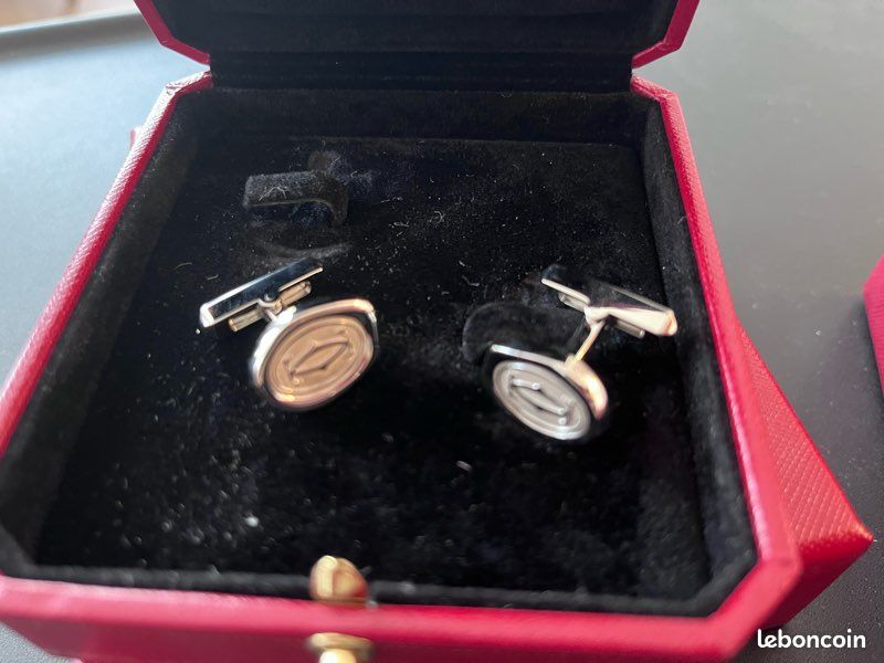 Paire De Boutons De Manchette Anciens – Argent Massif – Modèle Sans Marque
