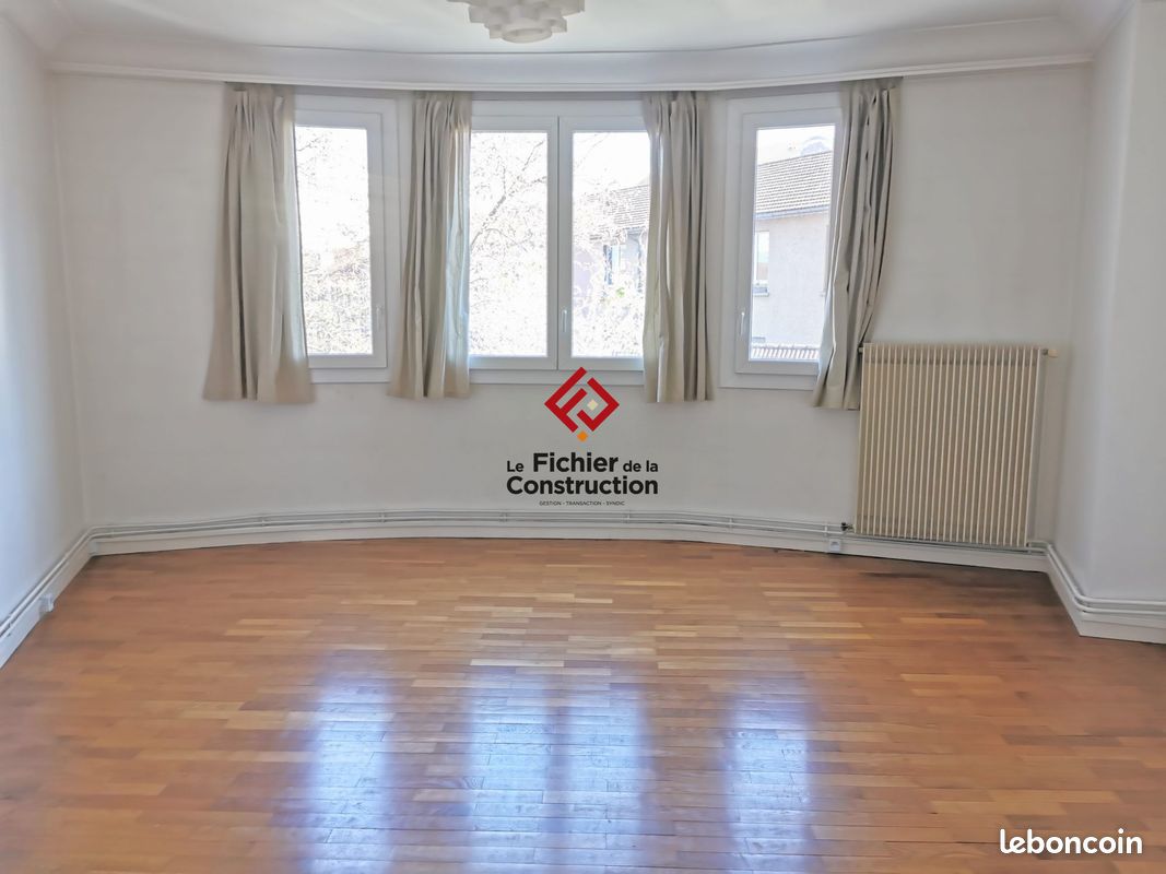 Appartement 3 pièces 53 m² · à Grenoble · 53 m² · 130 000 €