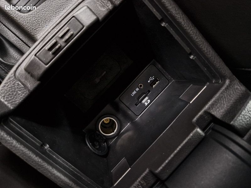 Ford FOCUS 1.0 SCTI 125CH ECOBOOST STOP&START TITANIUM * BLUETOOTH * 1ERE MAIN (image 16)