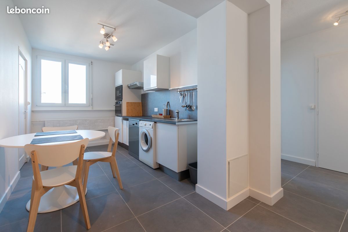 Appartement 4 pièces 63 m² · à Saint-Étienne · 63 m² · 650 €