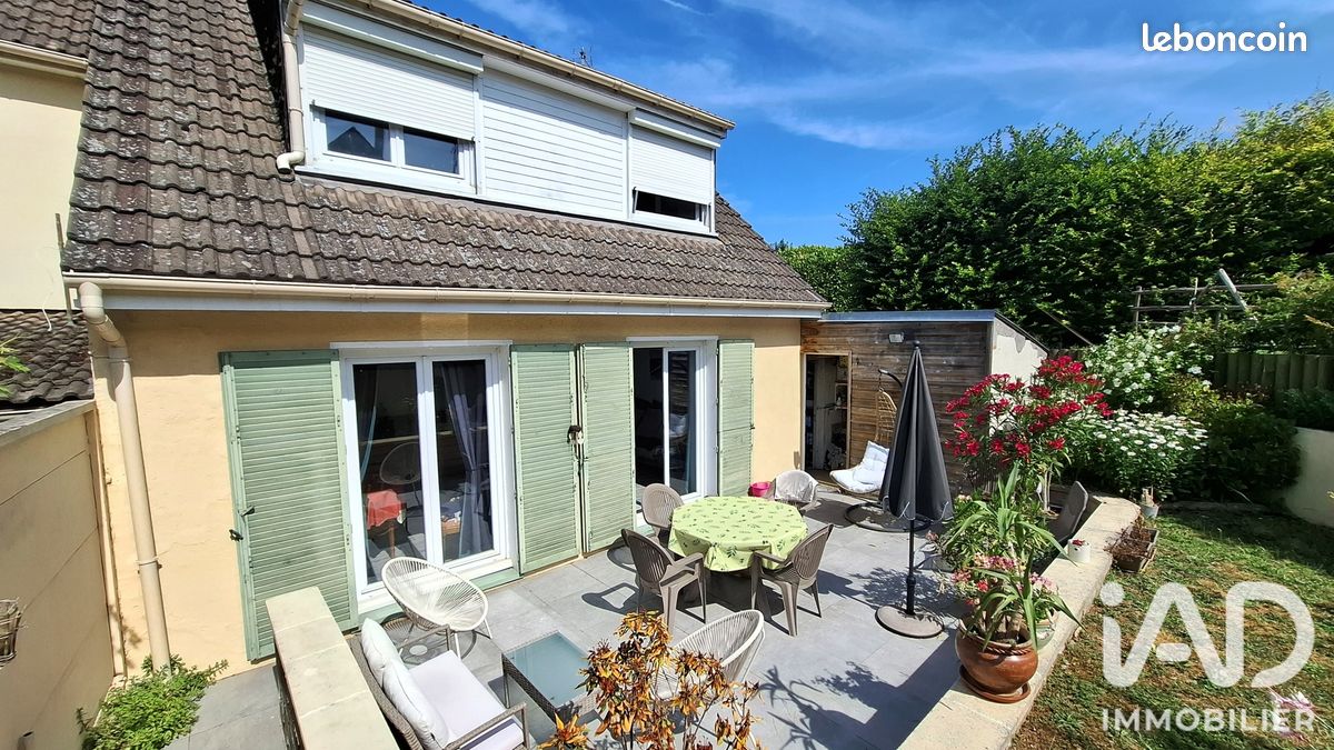 Maison 4 pièces 102 m² · à Mantes-la-Ville · 102 m² · 259 000 €