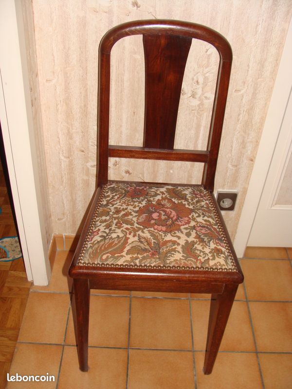 CHAISE rustique capitonnée (image 1)