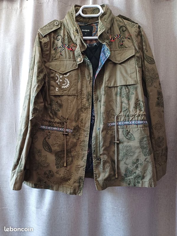Veste Femme Desigual Ref19WWEN15 - 100% Coton, Taille 40 Beige, Style Franges, Neuve Avec étiquettes, Coupe Courte Décontractée