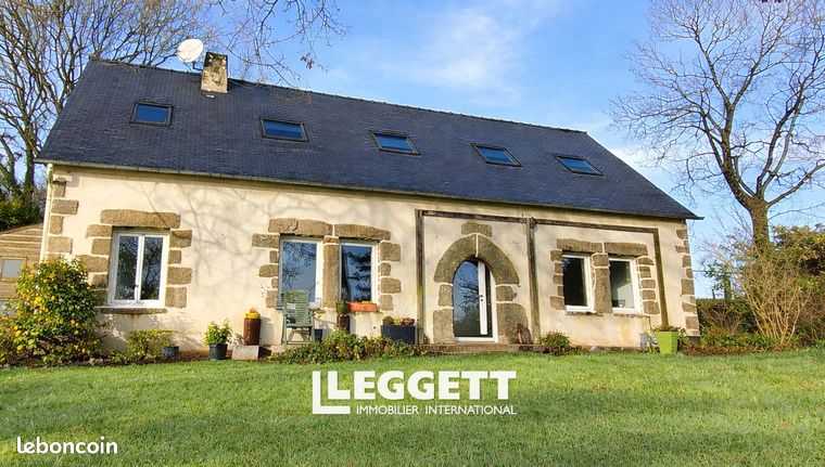 Maison 10 pièces 220 m²