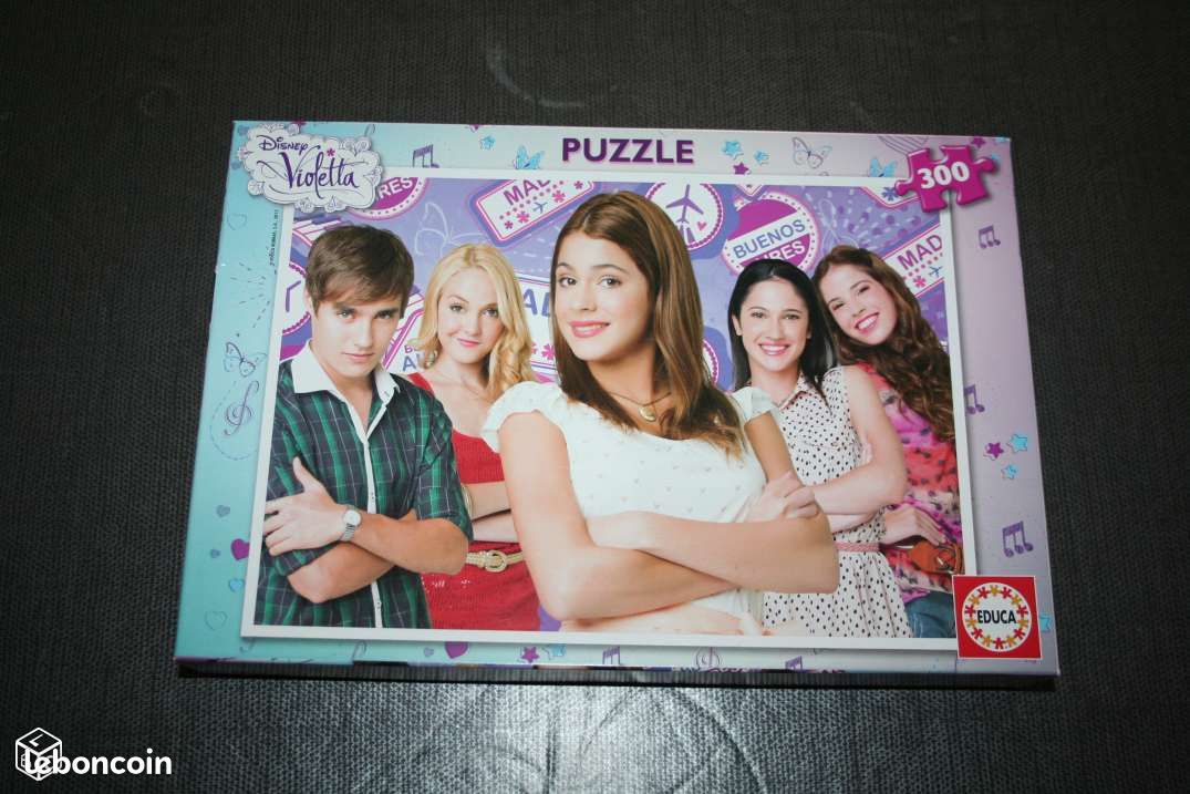 Puzzle EDUCA 300 pièces dès 8 ans. Disney Violetta (image 2)