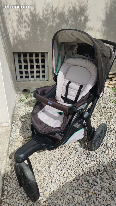 Poussette Chicco trio activ3 (image 1)